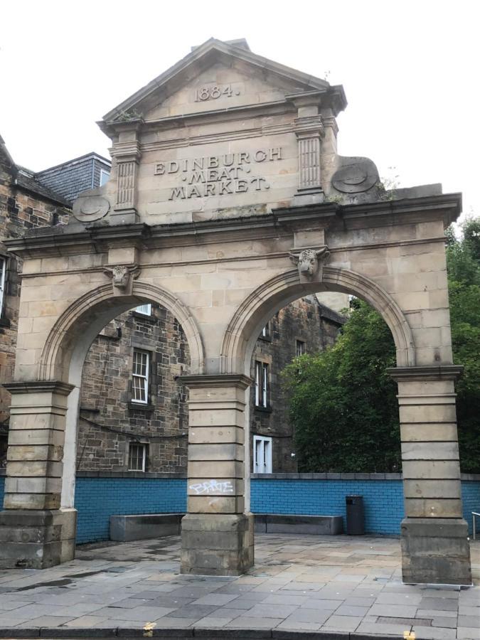 Cosy One Bedroom Flat In City Center Edinburgh Bagian luar foto