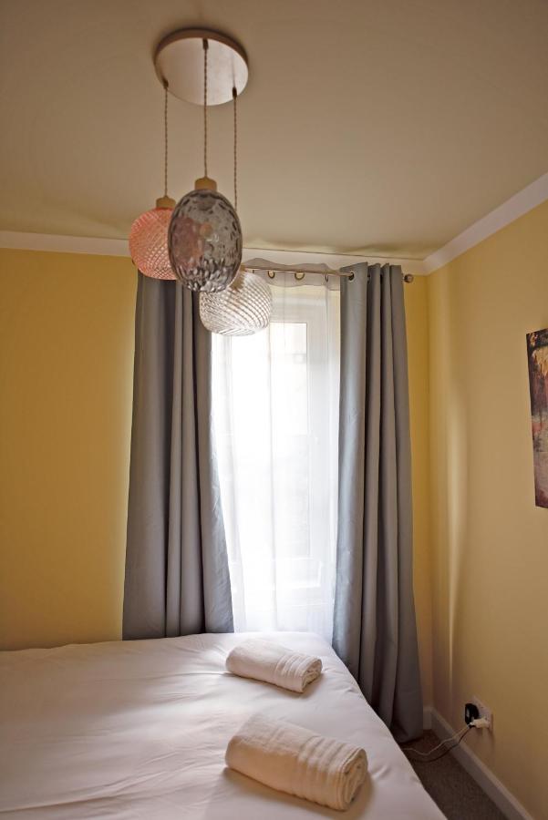 Cosy One Bedroom Flat In City Center Edinburgh Bagian luar foto